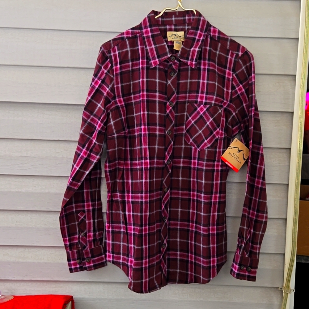 Burgandy plaid flannel